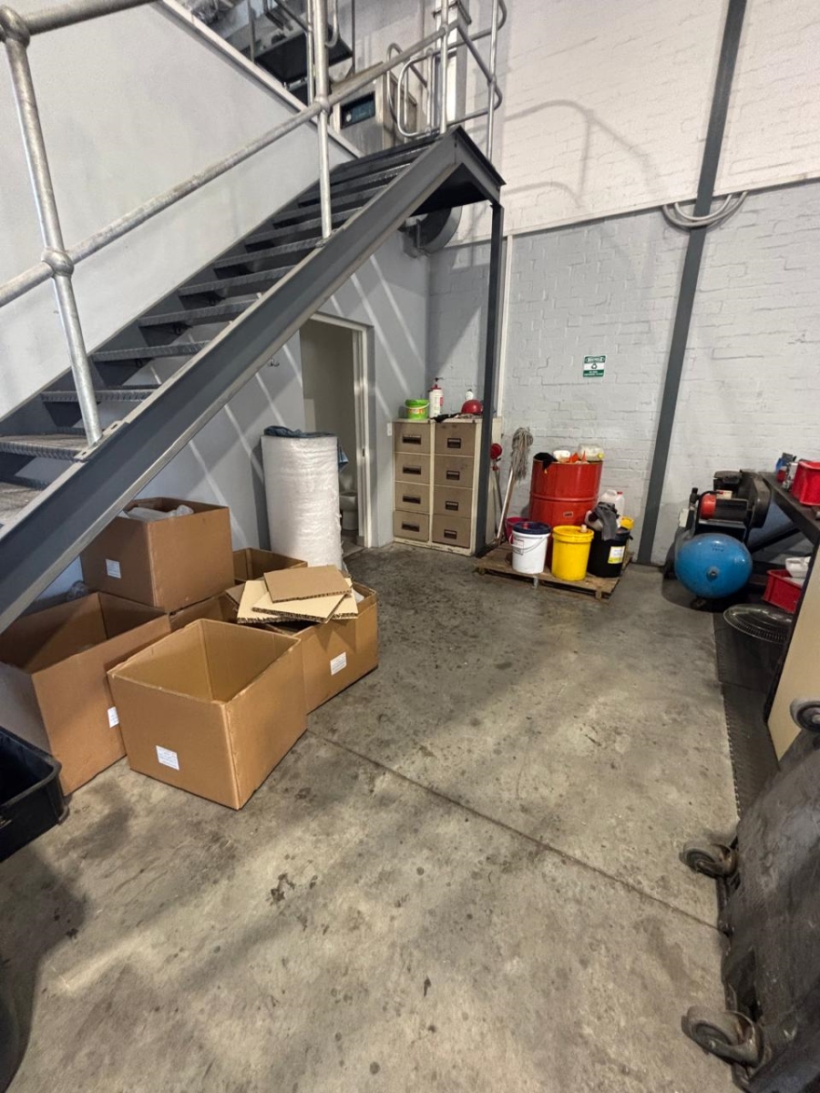 To Let commercial Property for Rent in Bonnie Brae Western Cape